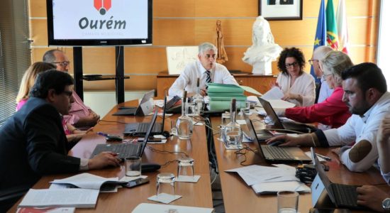 Votos de Reconhecimento e Louvor – Reunião de Câmara de 20 de maio