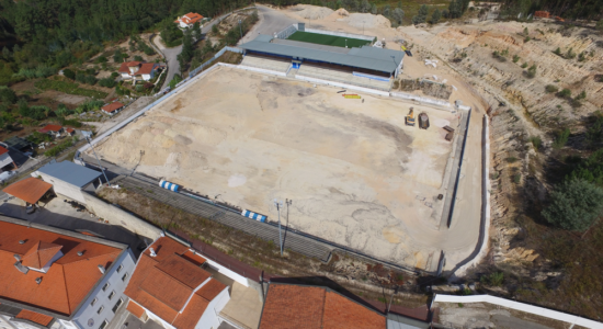 Câmara apoia requalificação do campo do Clube Desportivo Vilarense
