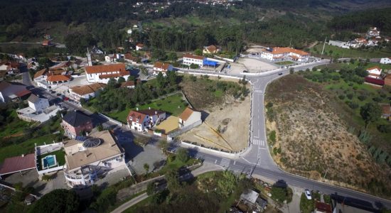 Câmara Municipal apoia construção de campo de jogos em Matas