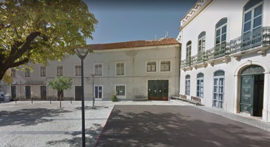 Câmara reforça identidade cultural da Praça Mouzinho de Albuquerque