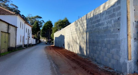 Câmara chega a entendimento para alargar estrada Principal de Pinheiro