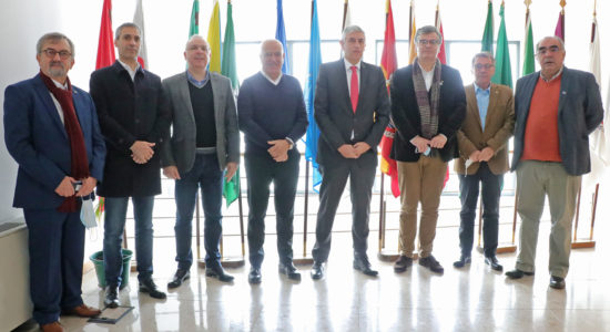 Clubs Rotary apresentam projeto “Abraçar o Rio” ao Executivo