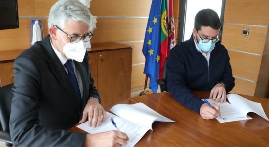 Município comparticipa a aquisição de 5 viaturas