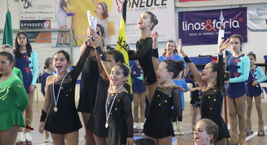 Torneio de Patinagem Artística do Juventude Ouriense juntou mais de 200 atletas no Pavilhão Gimnodesportivo do Pinheiro