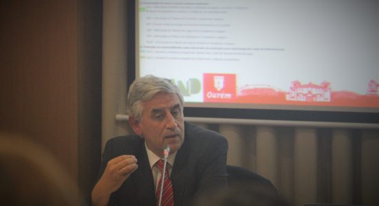 Assembleia Municipal de Ourém aprova planos de urbanização de Ourém e de Fátima
