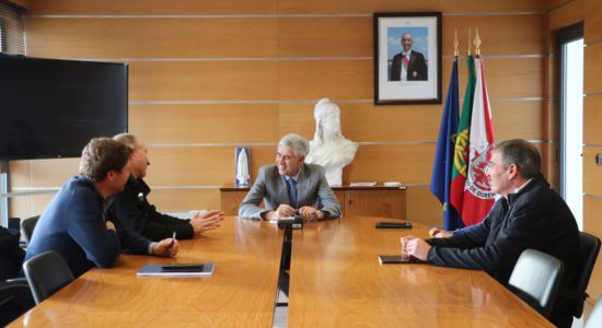 Assinatura da Consignação da Estrada da Gravia