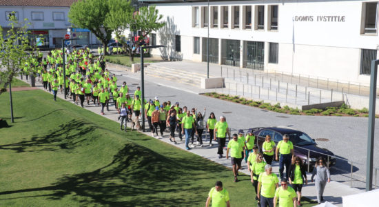 Presidente participou na 2.ª caminhada solidária dos Bombeiros Voluntários de Ourém