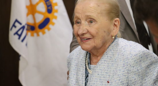 “Tia Alice” homenageada pelo Rotary Club de Fátima na presença do Presidente da República