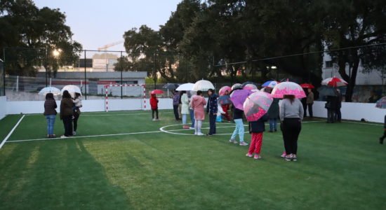 Casa Dr. Alves Inaugura Mini campo de Jogos